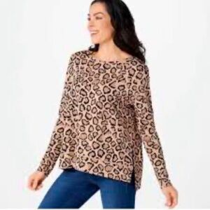Rachel Hollis  Leopard Animal Print  Casual Oversized Soft High Low Top Size M